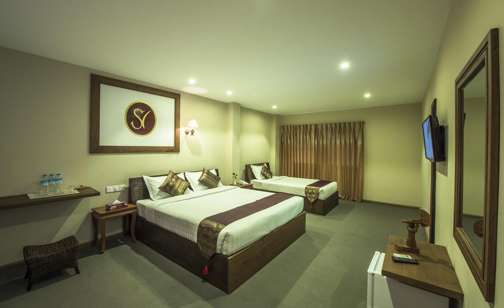 Sky View Hotel Bagan Bagian luar foto