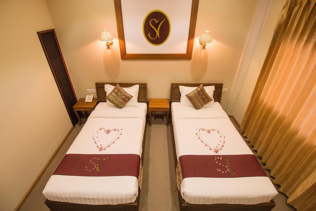 Sky View Hotel Bagan Bagian luar foto