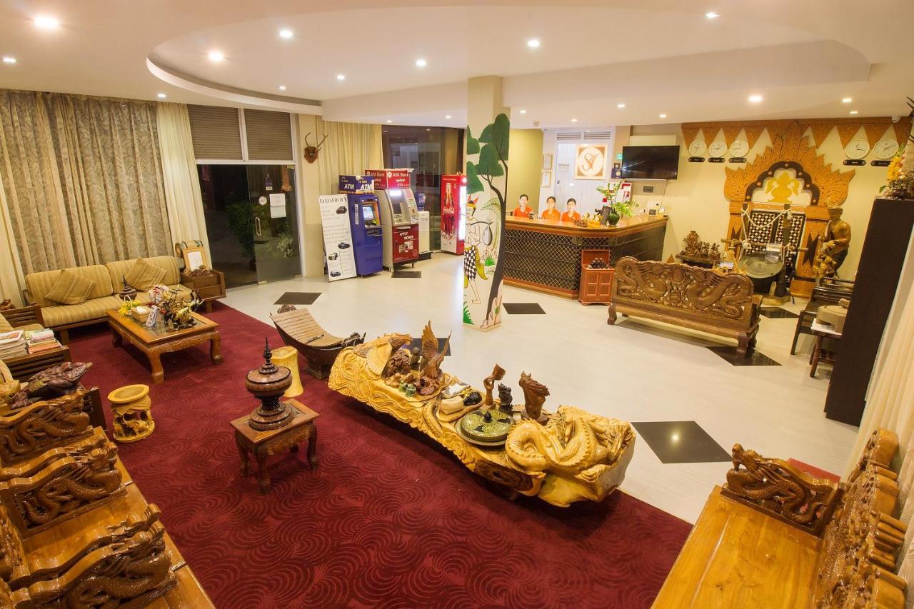 Sky View Hotel Bagan Bagian luar foto